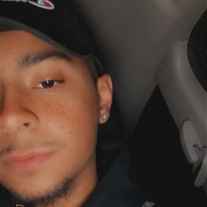 Meet your Posher, Adrian